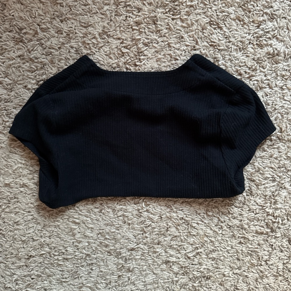 American Eagle Outfitters Black Shrug - Picture 2 of 2